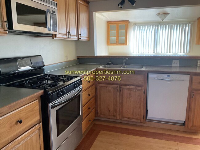 Foto del edificio - 3 Bedroom, 1 Bath House