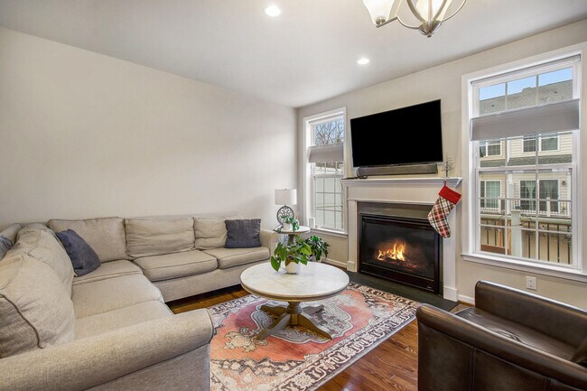 Foto del edificio - 2765 Ashcombe Dr.