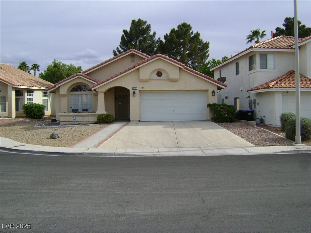 Foto principal - 1753 Sunflower Ct