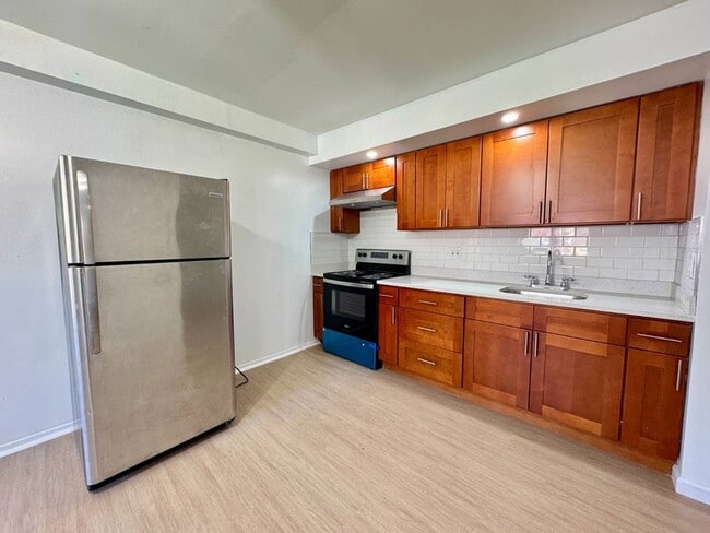 Building Photo - 436 Olmstead Ave