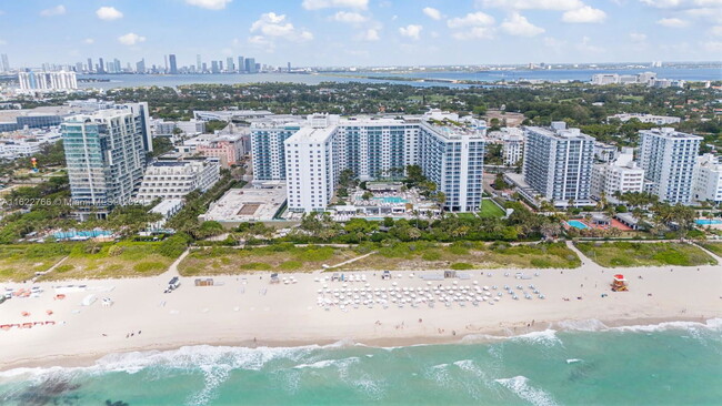 Foto del edificio - 2301 Collins Ave