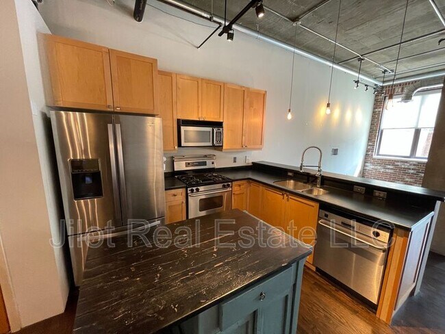 Foto del edificio - 3235 Roswell Rd NE