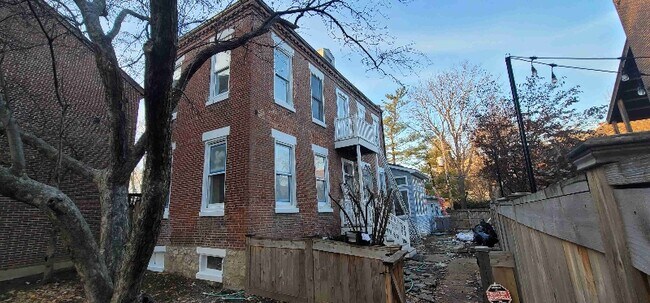 Foto del edificio - 921 Morrison Ave