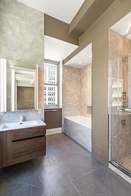 Foto del edificio - 245 7th Ave