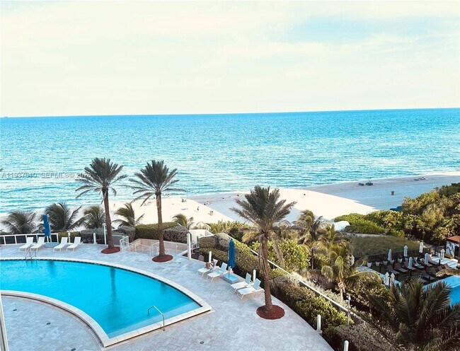 Building Photo - 17201 Collins Ave