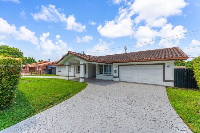 Foto del edificio - 9835 SW 56th St