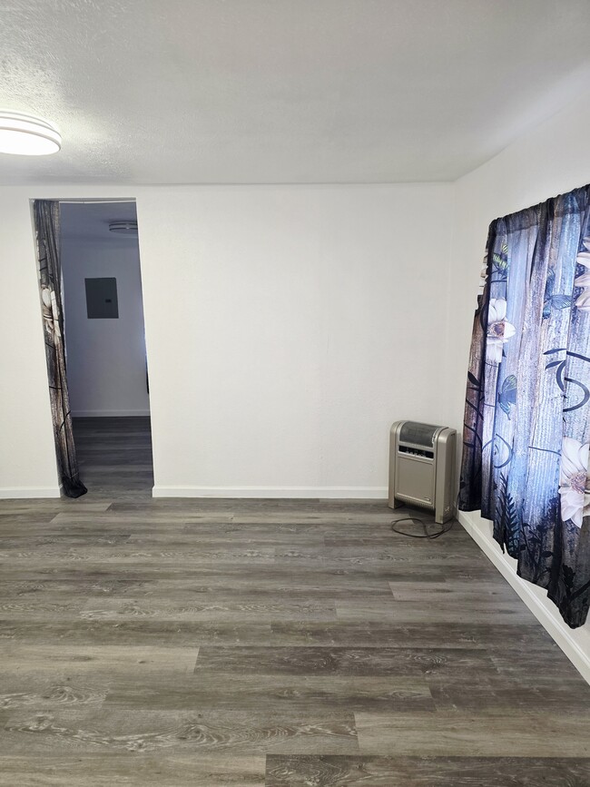 Foto del edificio - 603 W Chewelah Ave