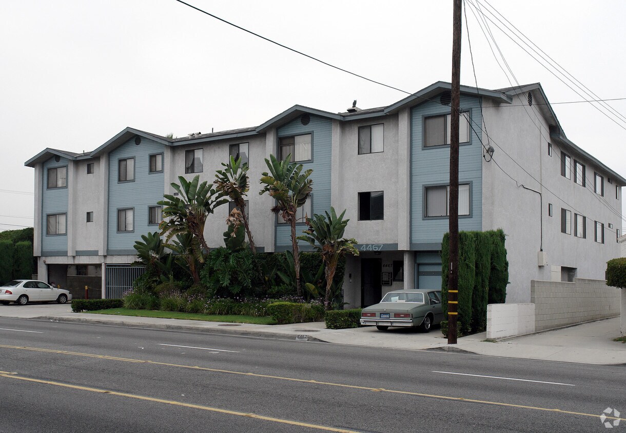 4467 W 120th St, Hawthorne, CA 90250 Apartments in Hawthorne, CA