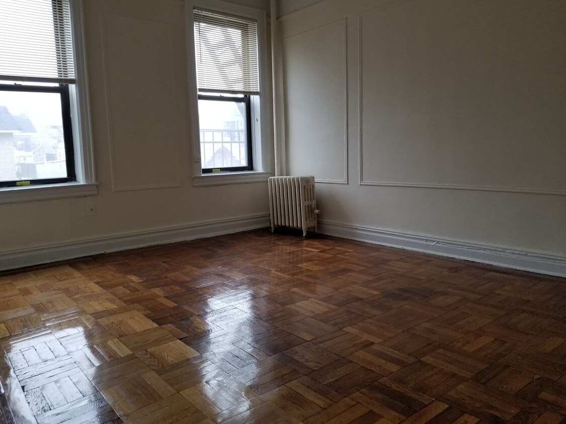 Primary Photo - 2939 Avenue Y