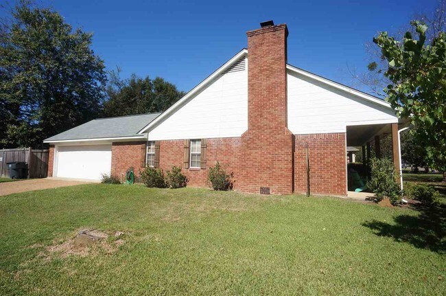 Foto del edificio - 559 Brookstone Cir