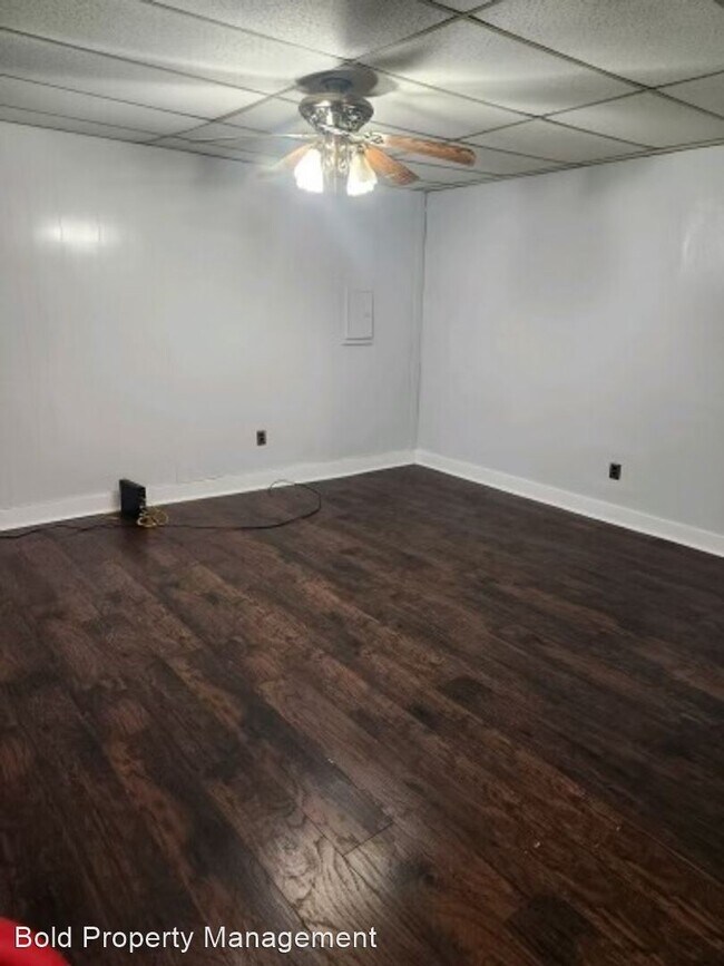 Foto del edificio - 1 br, 1 bath House - 816 S Railroad St.