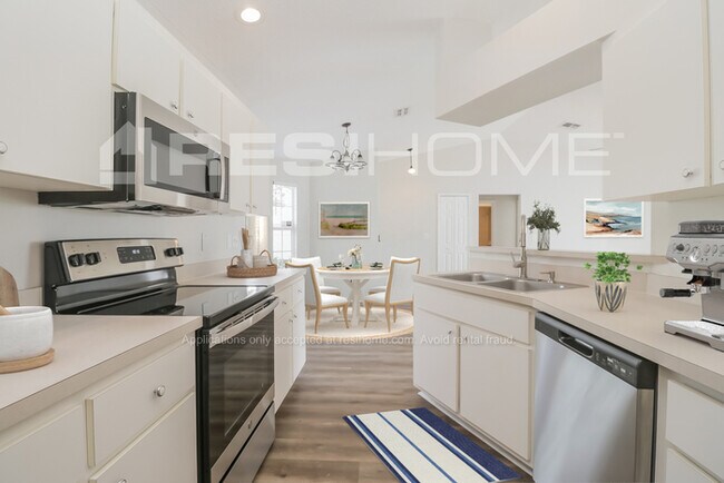 Building Photo - 4360 Gondolier Rd