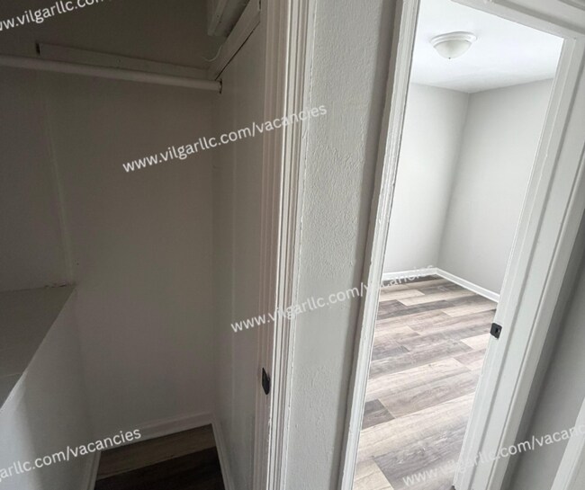 Foto del edificio - Newly Renovated 2-Bedroom • 1-Bathroom Home