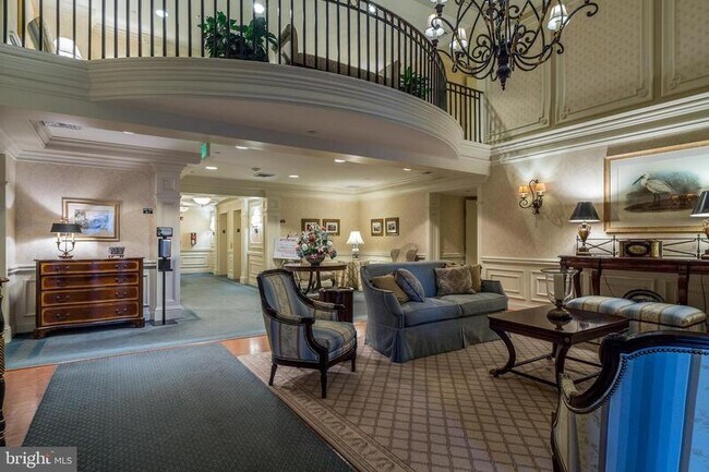 Foto del edificio - 12251 Roundwood Rd