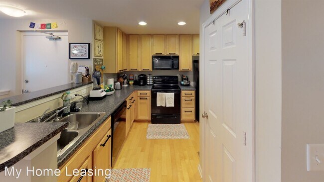 Foto del edificio - 2 br, 2.5 bath House - 614 Raphael Place