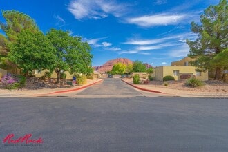 Building Photo - 35 E 600 S