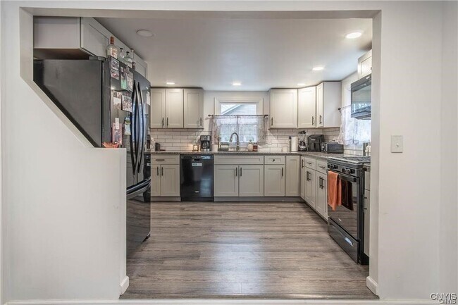 Foto del edificio - 215 Francis St