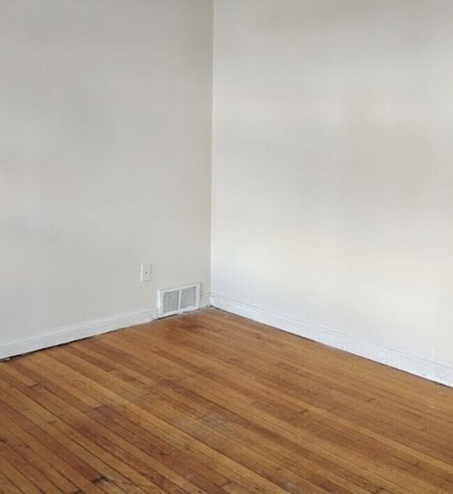 Foto del edificio - 8858 Snowhill Ct