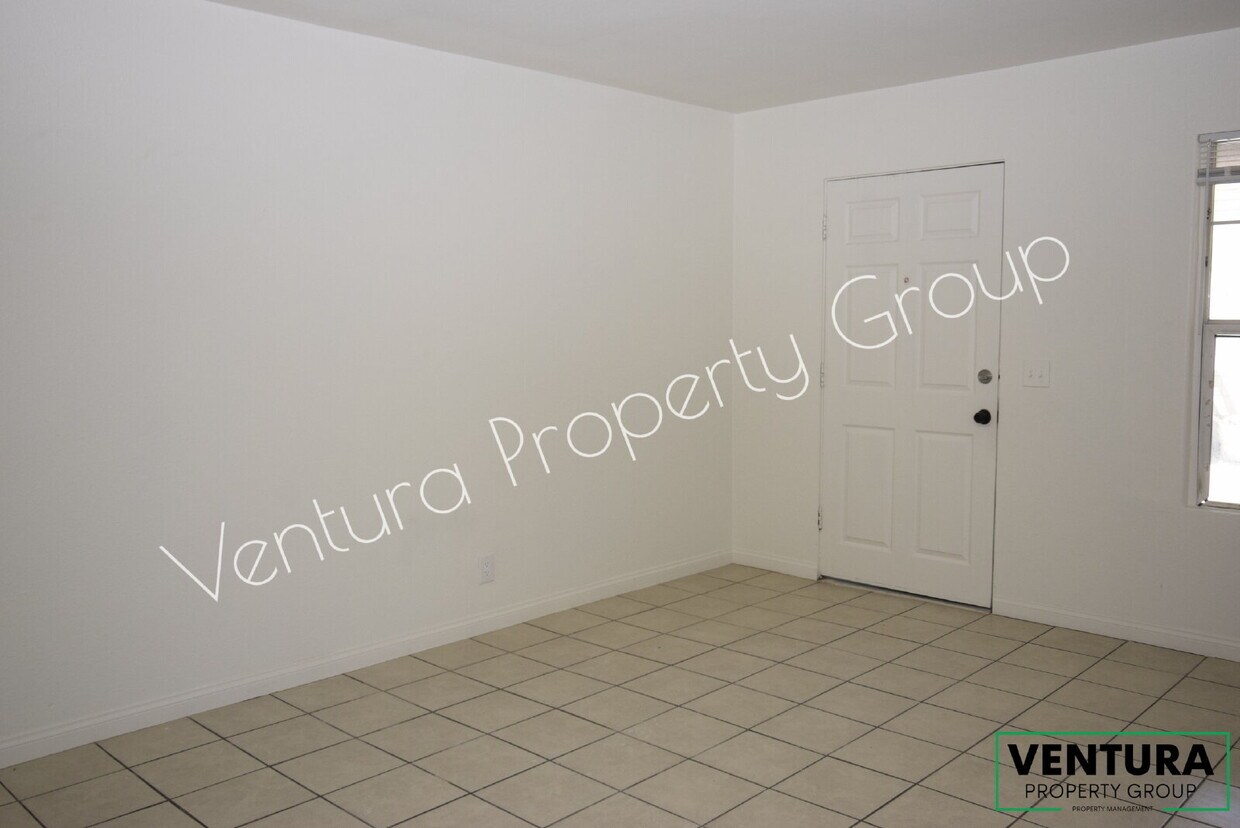 Building Photo - AVAILABLE SOON!!  NEWLY RENOVATED AND UPGRADED  Spacious 3-Bedroom Haven with 2 Full Baths