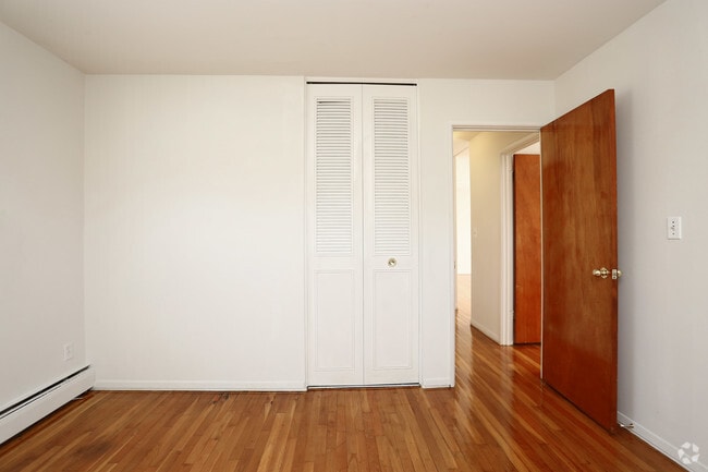 manor-house-apartments-apartments-in-bloomfield-ct-apartments
