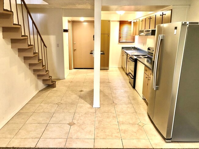 Kitchen - 770 W Imperial Ave