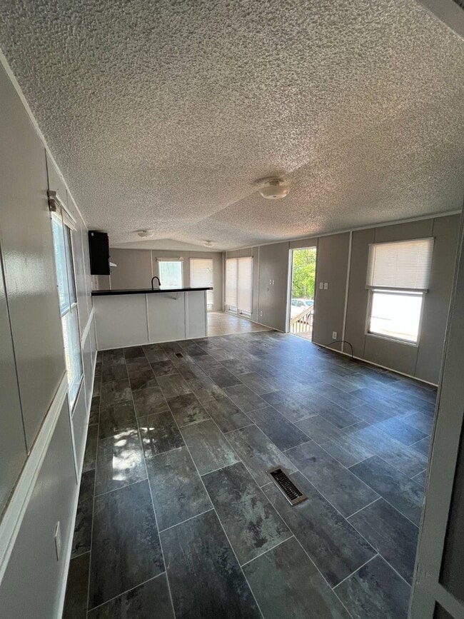 Building Photo - 109 Embert Ln