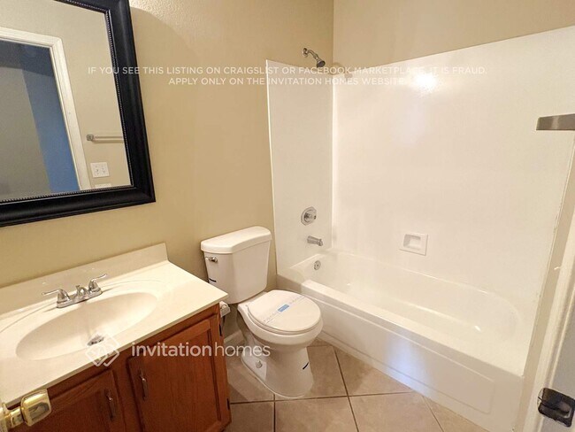 Foto del edificio - 7923 W Laurel Ln