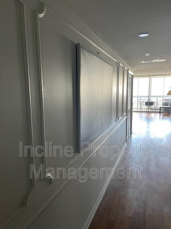 Building Photo - 515 S 1000 E