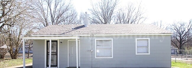 Building Photo - 1222 Canfield Ave