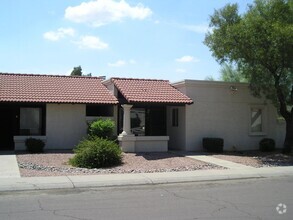 Building Photo - 601 W Tonopah Dr