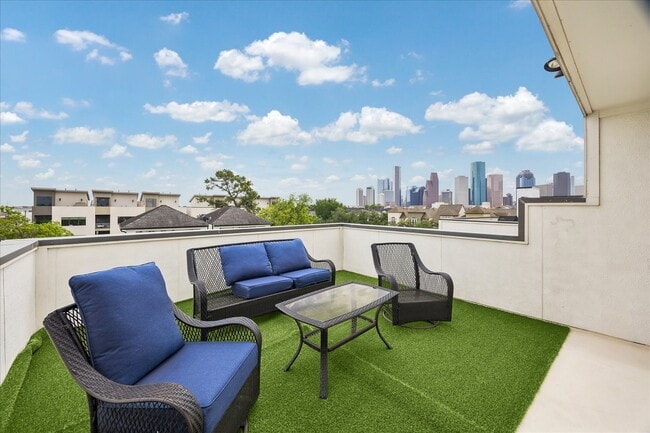 Foto del edificio - 1613 Crockett St