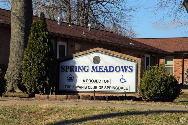 Foto del edificio - Spring Meadows