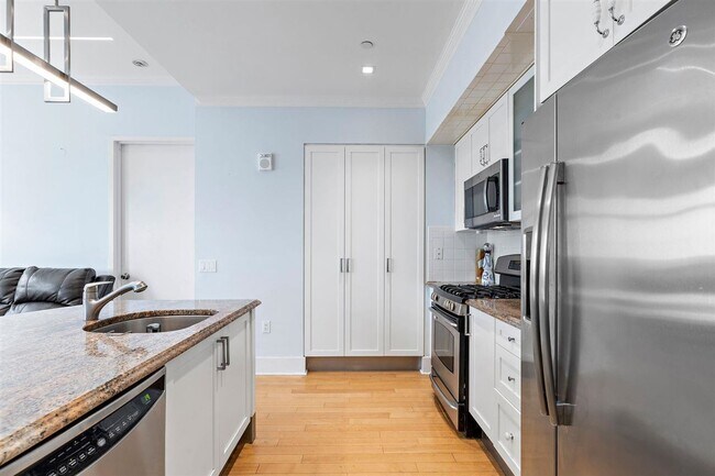 Building Photo - 4 Beacon Way