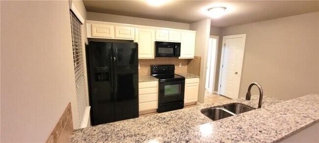 Foto del edificio - 4002 S W Capstone Ave