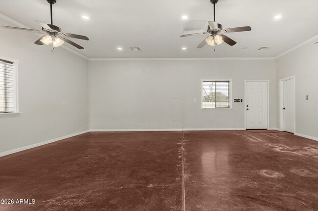 Building Photo - 2266 E Willis Rd