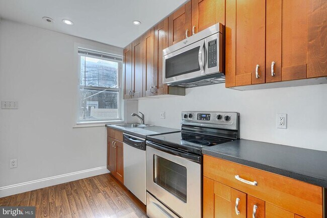 Foto del edificio - 1026 Patapsco St