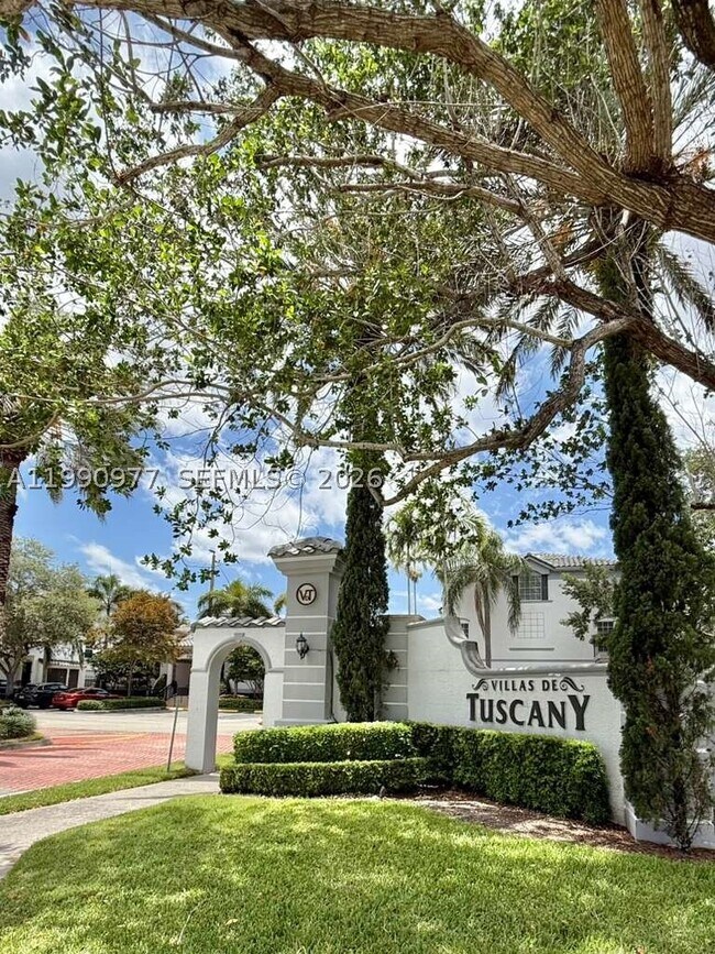 Building Photo - 781 SW 148th Ave