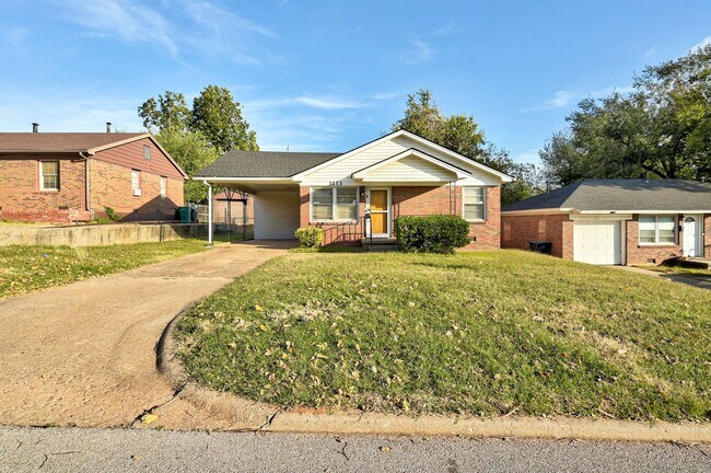 Building Photo - A Cozy Retreat in the Heart of OKC