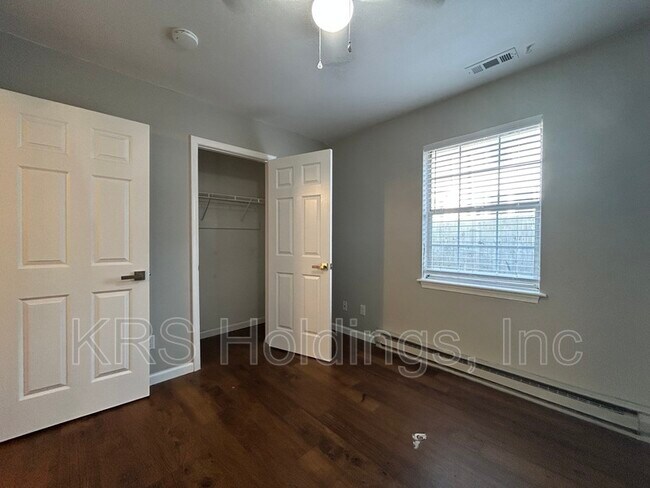 Building Photo - 1701 Lafayette Blvd