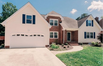 Building Photo - 513 Warrick Rd