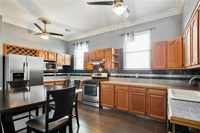 Photo - 4939 S Miro St House