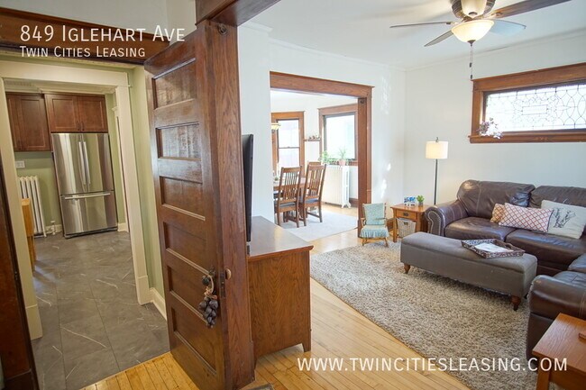 Foto del edificio - 849 Iglehart Ave