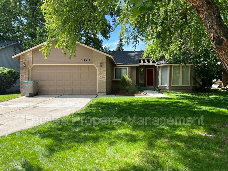 Foto principal - 5522 Castle Hill Way
