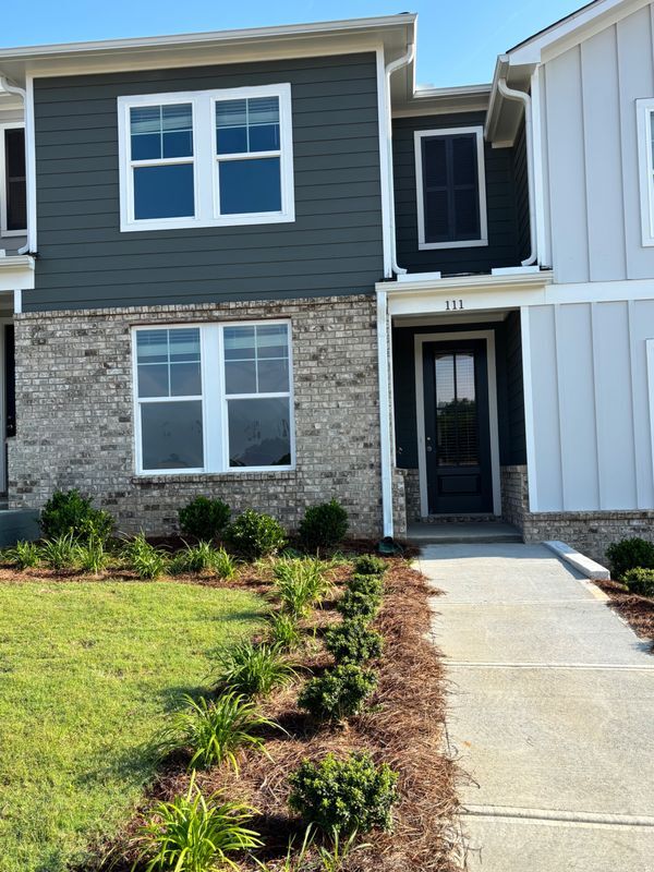 Building Photo - 111 Brandon Ridge