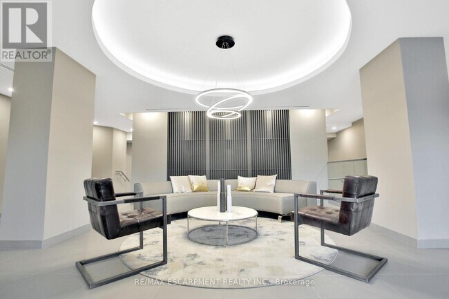 Building Photo - 457 Plains Rd E