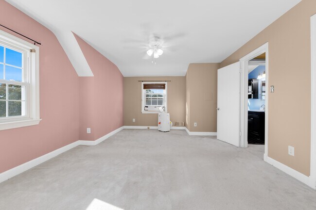 Foto del edificio - 6400 Wilmett Rd