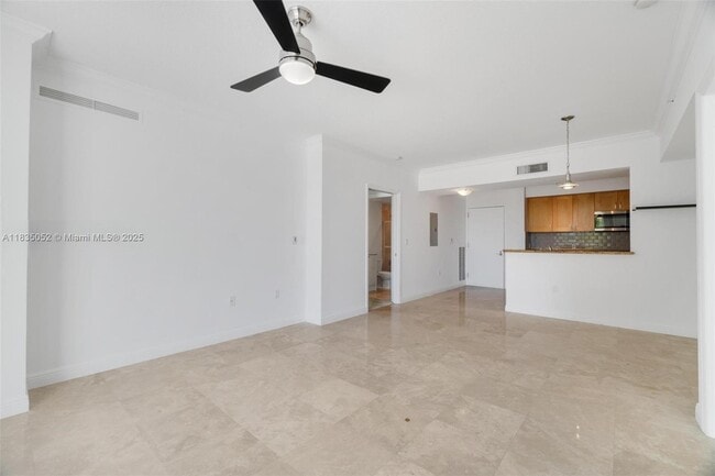 Building Photo - 1755 E Hallandale Beach Blvd