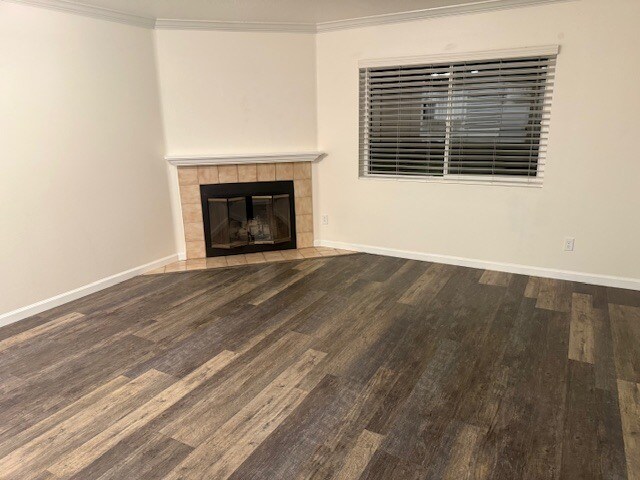 Foto del edificio - 7505 Charmant Dr