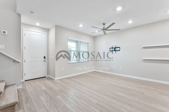 Foto del edificio - 778 E Harper St