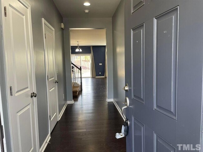 Building Photo - 806 Bristol Bridge Dr